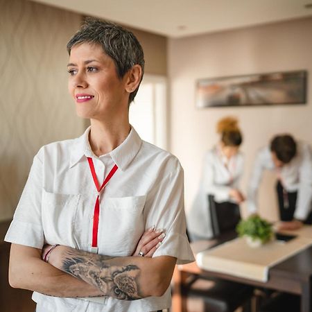 Garni Hotel 018 In Ni 外观 照片