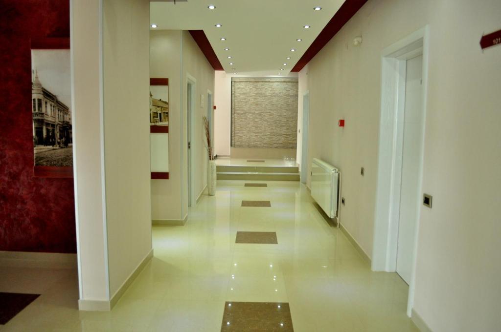 Garni Hotel 018 In Ni 外观 照片