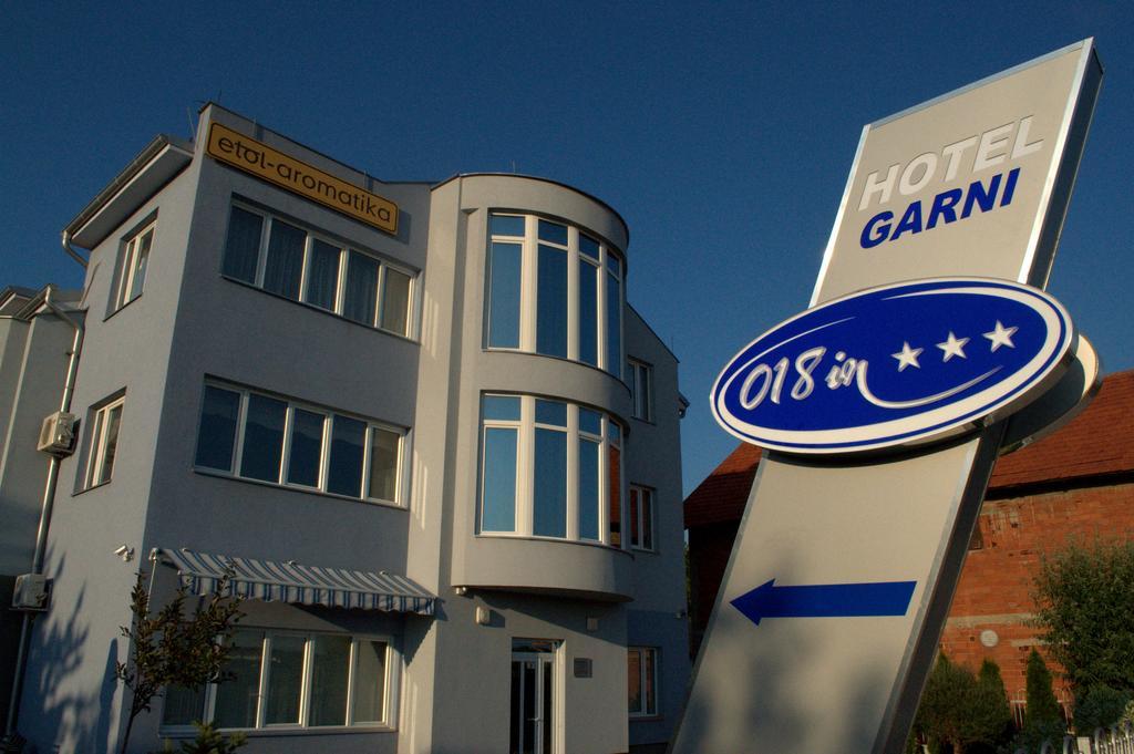 Garni Hotel 018 In Ni 外观 照片