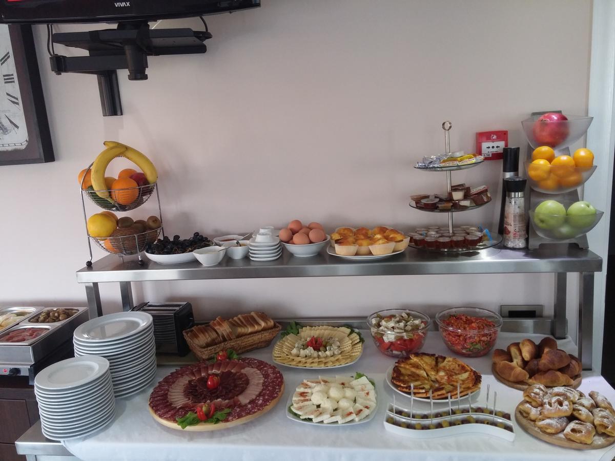 Garni Hotel 018 In Ni 外观 照片
