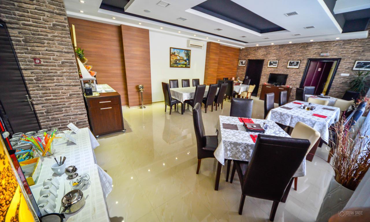 Garni Hotel 018 In Ni 外观 照片
